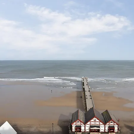 Salty Towers Holiday home *