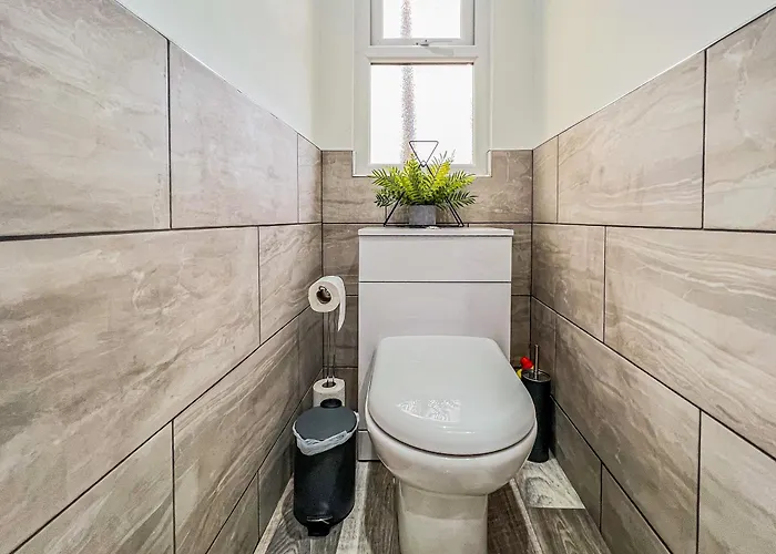 Salty Towers Holiday home